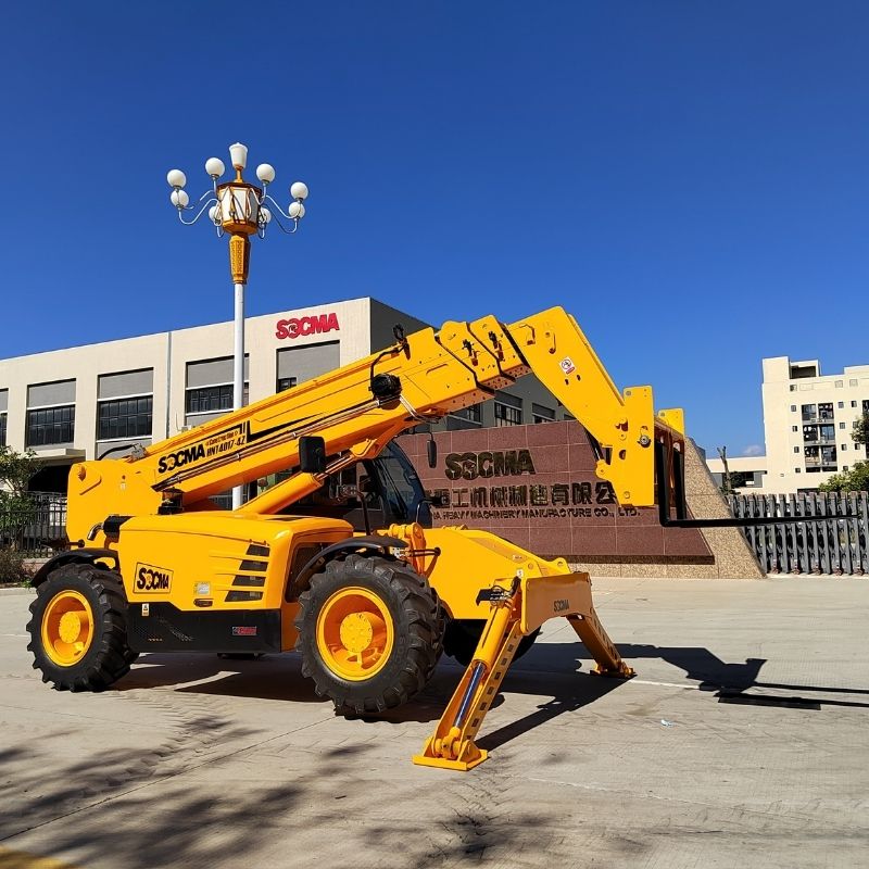 Chariot Télescopique SOCMA HNT4517-4Z de 4,5 Tonnes et 17 Mètres pour la Construction et l'Agriculture