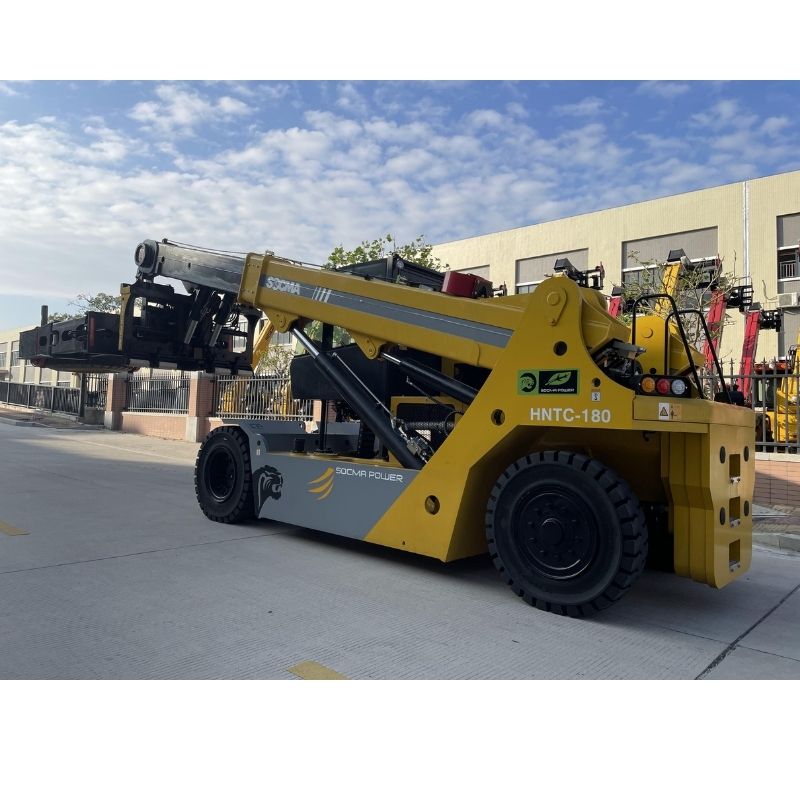 Chariot télescopique SOCMA HNTC-160 de 16 tonnes pour la manutention de conteneurs